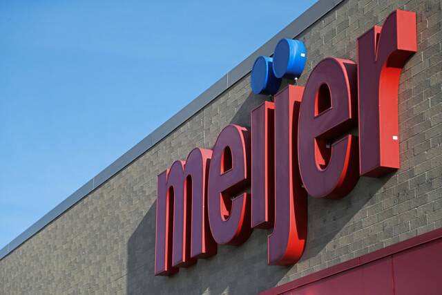 8910067_web1_ptr-MeijerStoreB-100125