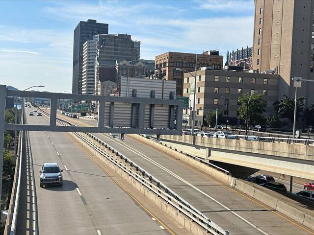 8910547_web1_PTR-Parkway-East-empty-Downtown-Pittsburgh-2025
