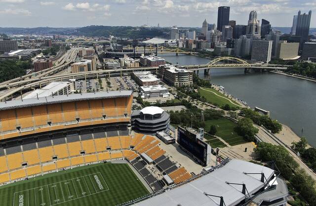 7372948_web1_PTR-nfldraftcity