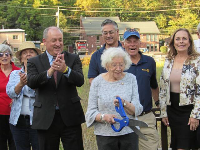 8890705_web1_sig-meadowcut1