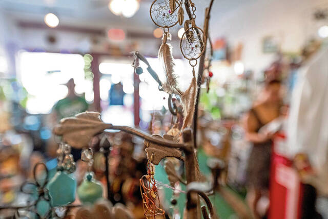 8908249_web1_gtr-witchyshops103-10122025