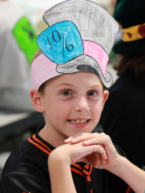 8908654_web1_teaparty04