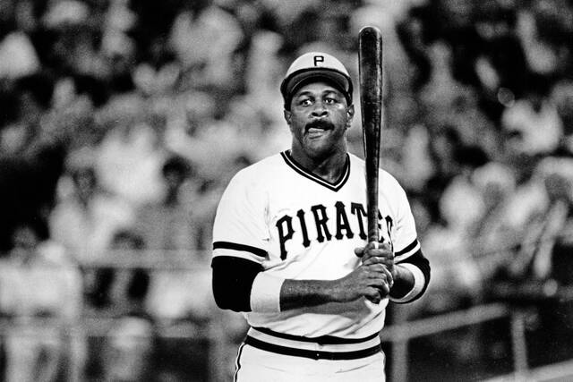 8909344_web1_gtr-stargell-032419