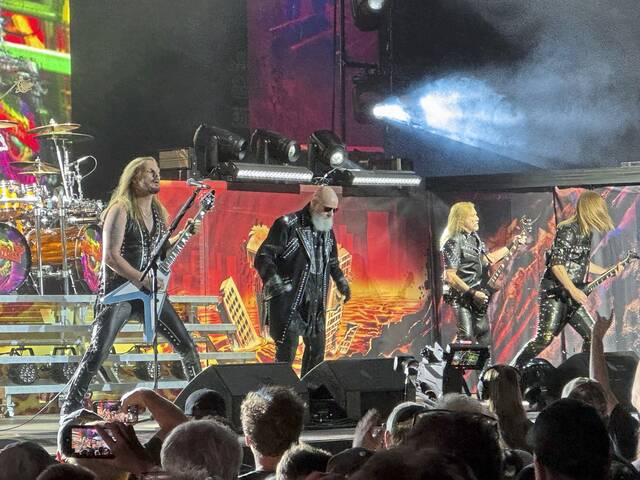 8914104_web1_ptr-JudasPriest1-100225