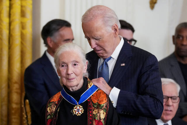 8914681_web1_2025-01-04T193000Z_1046737913_RC263CAW1M2U_RTRMADP_3_USA-BIDEN