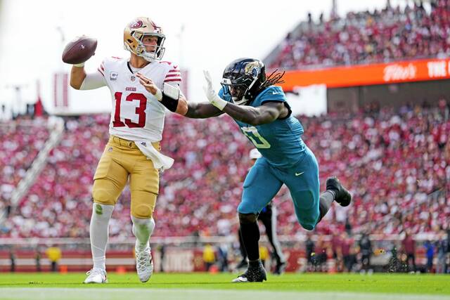 8915721_web1_2025-10-01T210707Z_1759352827_MTZPGELA1FLAI3D_RTRFIPP_3_FOOTBALL-NFL-SF-JAC