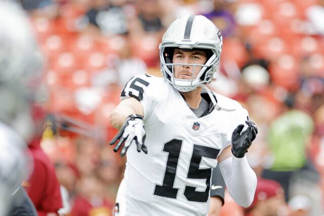 8920726_web1_2025-09-21T165821Z_494195480_MT1USATODAY27137638_RTRMADP_3_NFL-LAS-VEGAS-RAIDERS-AT-WASHINGTON-COMMANDERS