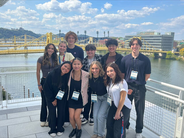 8920987_web1_EHstudents