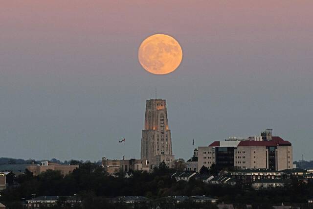 A super harvest moon to rise and dazzle viewers
