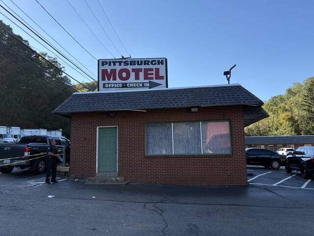 8922054_web1_ptr-pittsburghmotel3-100425