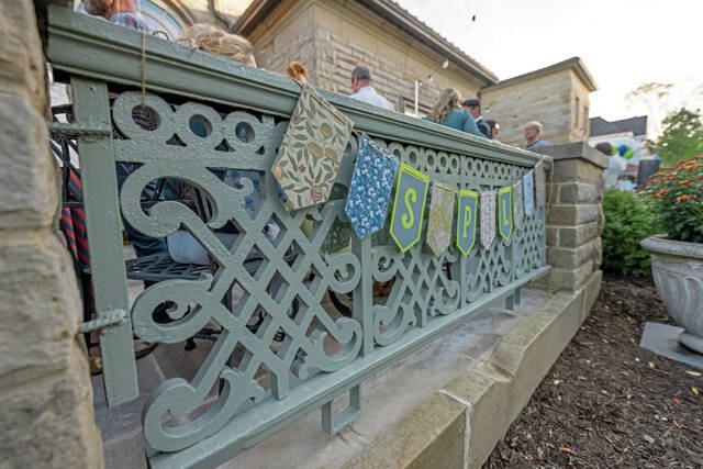 8922518_web1_sew-BroadsideTerrace104