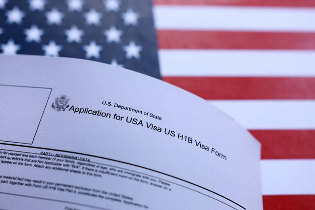 8922811_web1_2025-10-03T204145Z_3_LYNXNPEL920V9_RTROPTP_4_USA-TRUMP-VISA-INDIA-GCC