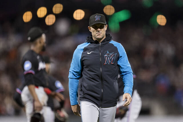 8923452_web1_2025-10-04T012307Z_1759540987_MTZCGELA3KO3NXM_RTRFIPP_4_BASEBALL-MLB-SF-MIA