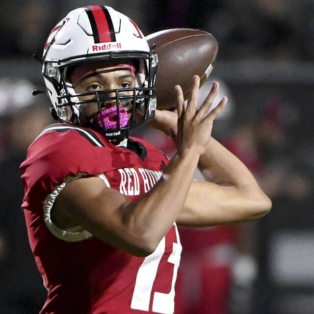 Trib HSSN football player of the week for Oct. 5, 2025<span class="headline-video">Video <i class="fa-solid fa-circle-play"></i></span>