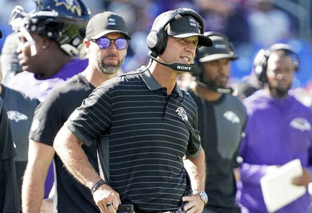8927354_web1_2025-10-05T194932Z_491956576_MT1USATODAY27254641_RTRMADP_3_NFL-HOUSTON-TEXANS-AT-BALTIMORE-RAVENS