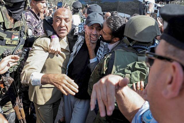 8927926_web1_2025-10-13T142907Z_584710030_RC2YAHA9TYBV_RTRMADP_3_ISRAEL-PALESTINIANS-GAZA