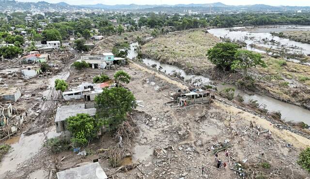 8927934_web1_2025-10-16t055010z_751650514_rc2echa7ee7m_rtrmadp_3_mexico-floods