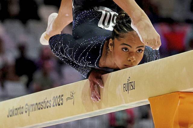8927941_web1_2025-10-21T092010Z_583908736_UP1ELAL0CUFTM_RTRMADP_3_GYMNASTICS-WORLD