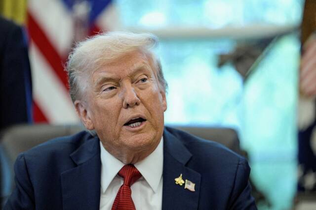 8930960_web1_2025-10-06T202908Z_1952653153_RC2K6HA4ZI43_RTRMADP_3_USA-TRUMP