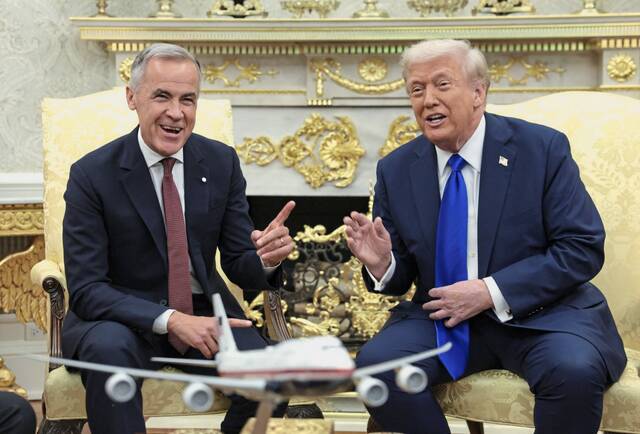 8931326_web1_2025-10-07T161915Z_1028626535_RC247HAYZY0N_RTRMADP_3_USA-TRUMP-CANADA