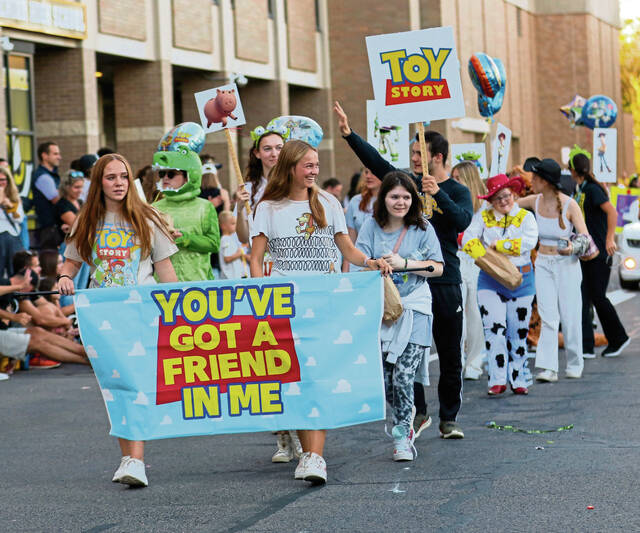 8931735_web1_naj-NAhomeToyStory-101625