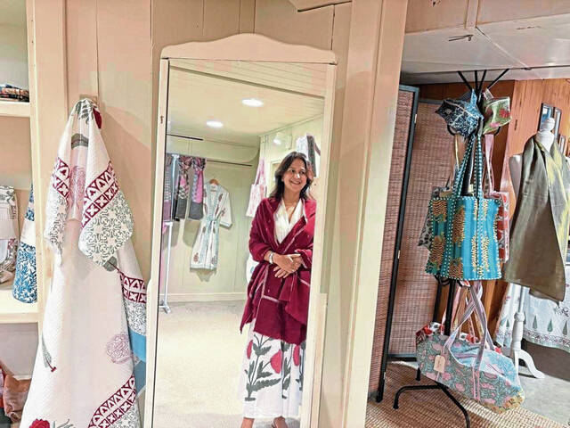 8932741_web1_sew-Nadia-2