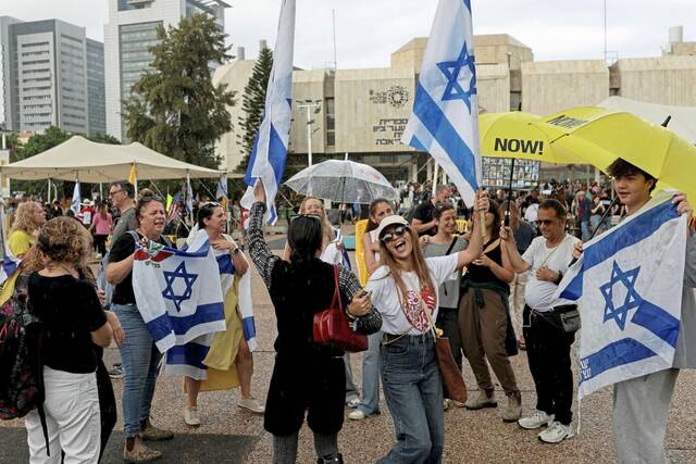 8937965_web1_2025-10-09T104811Z_1_LYNXNPEL980I2_RTROPTP_4_ISRAEL-PALESTINIANS