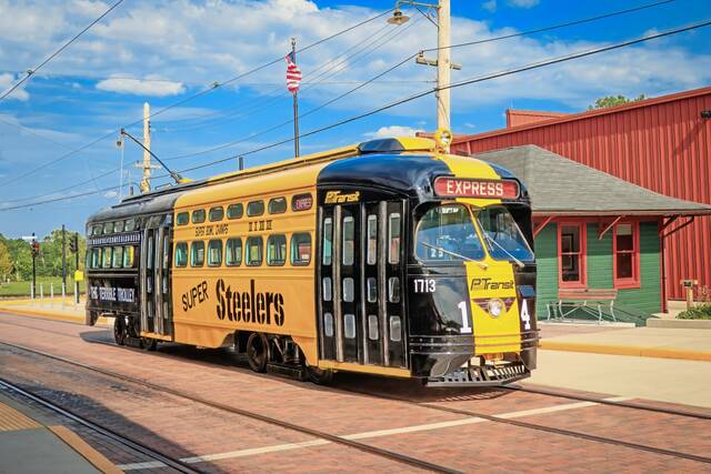 8939564_web1_part-trolleynewseason111-100925