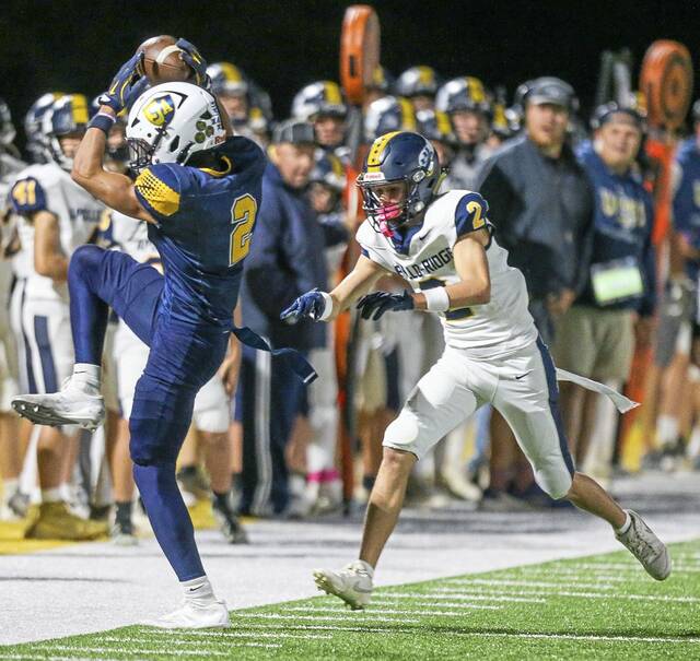 South Allegheny football team shuts out Apollo-Ridge