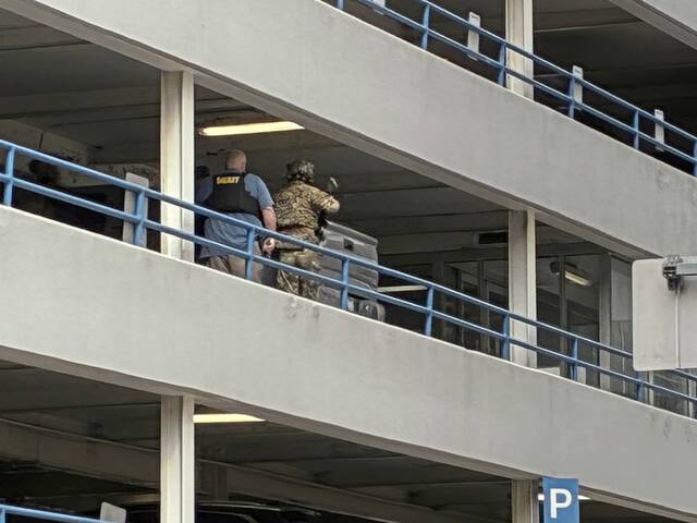 8945083_web1_ptr-PghChaseCopHit6-101225