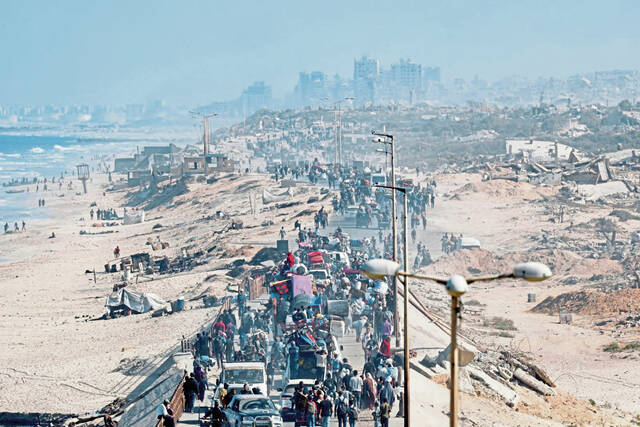 8945820_web1_gtr-wire-B7Gaza-101225