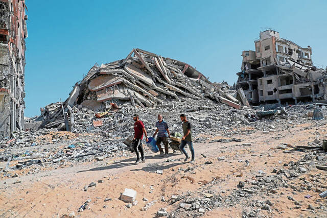 8945820_web1_gtr-wire-B7Gaza2-101225