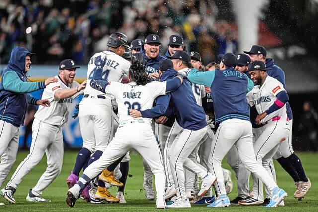 8946130_web1_gtr-Marinersart-101225