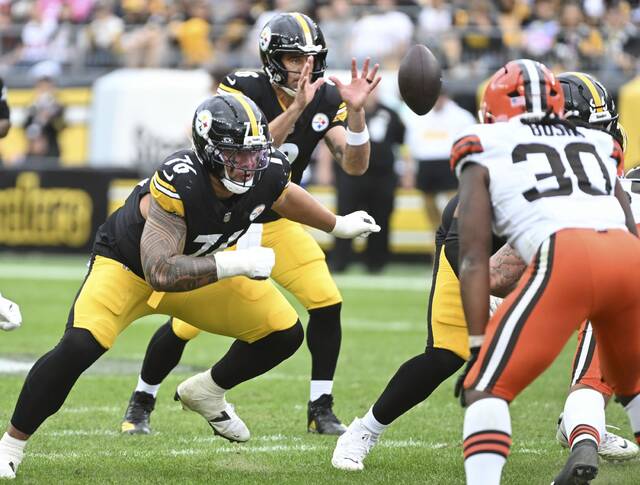 8946899_web1_ptr-SteelersBrowns12-101325