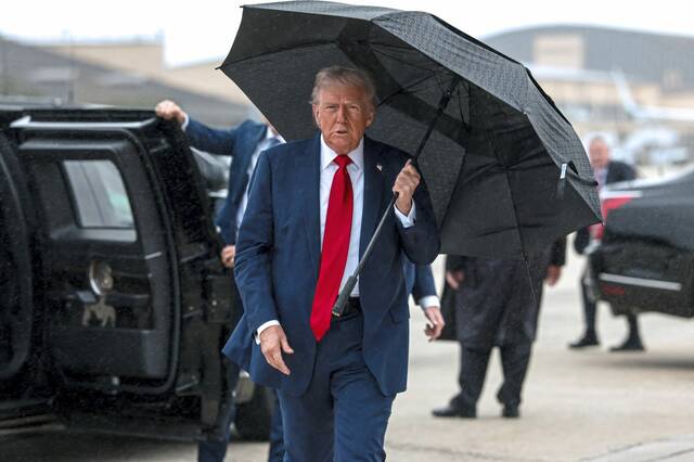 8947972_web1_2025-10-12T225954Z_1_LYNXNPEL9B0B6_RTROPTP_4_ISRAEL-PALESTINIANS-TRUMP-DEPARTURE