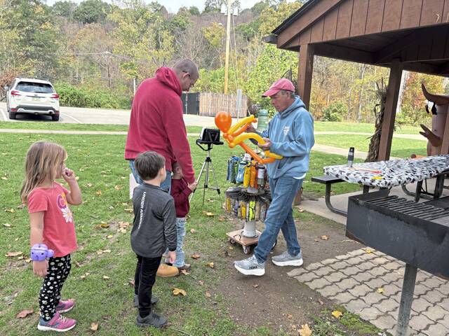 8949454_web1_HER-IndFallFest5-102325 8949454_web1_HER-IndFallFest5-102325