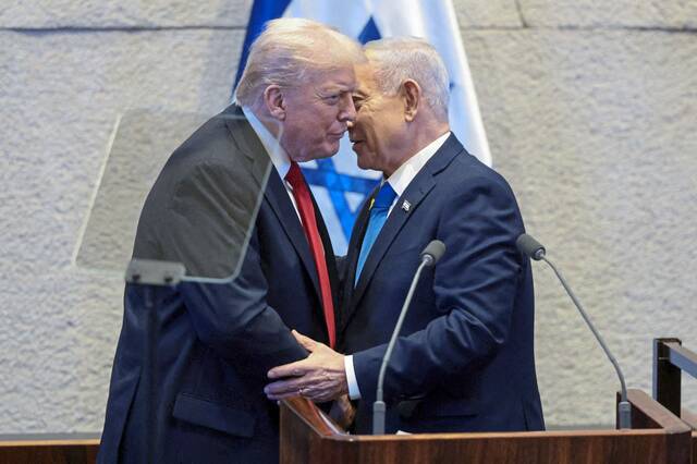 8950162_web1_2025-10-14T050205Z_1_LYNXNPEL9D04X_RTROPTP_4_ISRAEL-PALESTINIANS-TRUMP-NETANYAHU