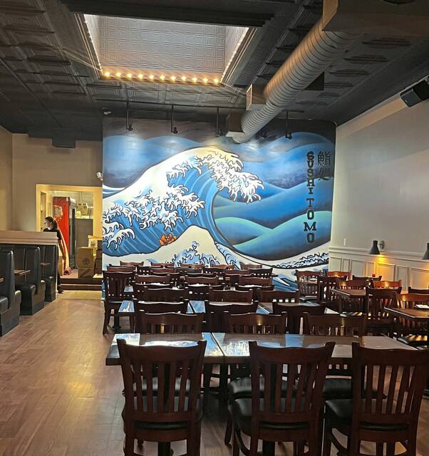 8950228_web1_ptr-sushi-101525-2