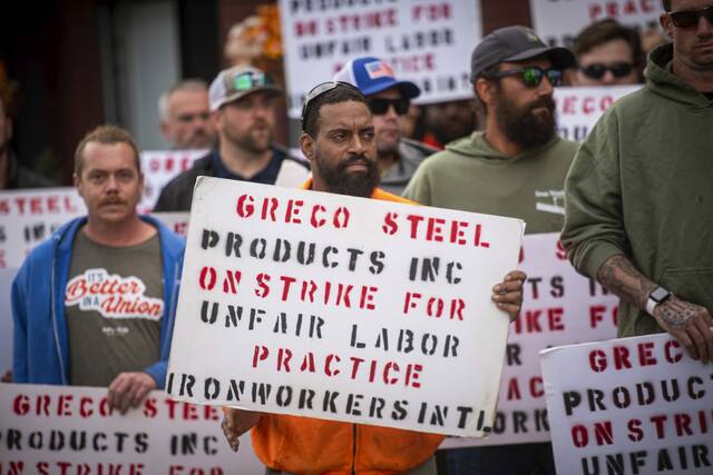 8951382_web1_vnd-grecostrikers11-101625
