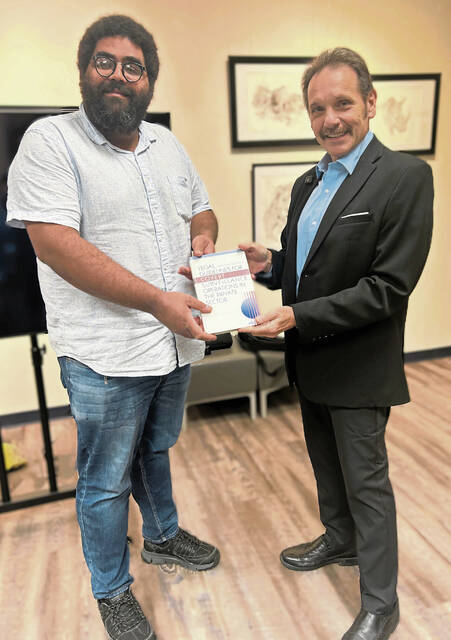 8952817_web1_Hartman-1 8952817_web1_Hartman-1