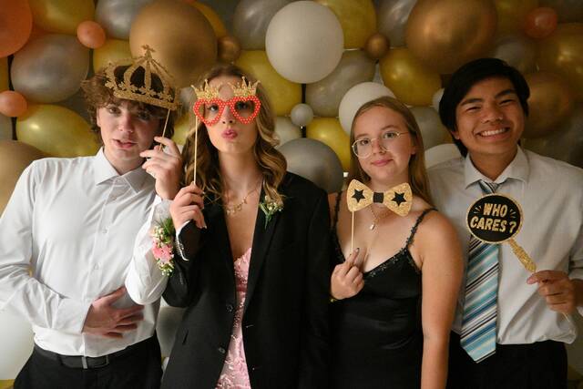 8952930_web1_nhj-Home4PropsDance-102325