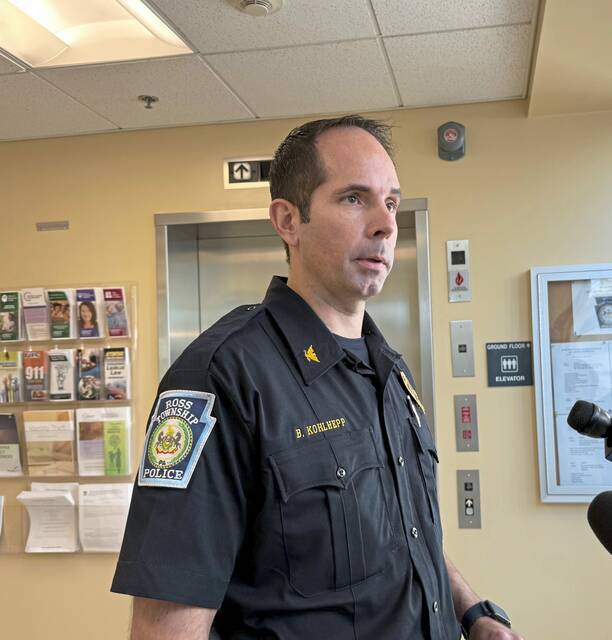 8957582_web1_ptr-RossParkMallShooting-101725