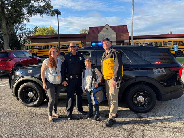 8957931_web1_naj-RideAustinSchool-102325