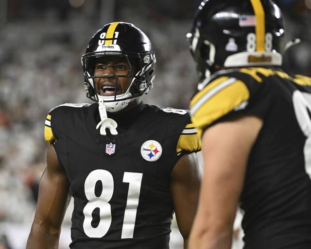 8958630_web1_ptr-SteelersBengals06-101725