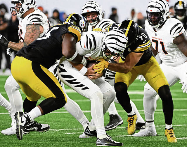 8958630_web1_ptr-SteelersBengals11-101725
