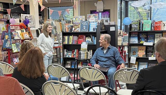 8959354_web1_pal-OakmontAuthor-103025--4-