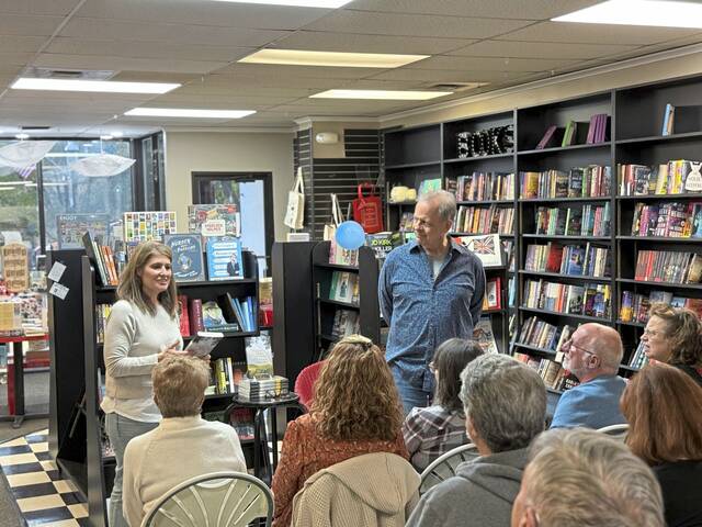 8959354_web1_pal-OakmontAuthor-103025--5-