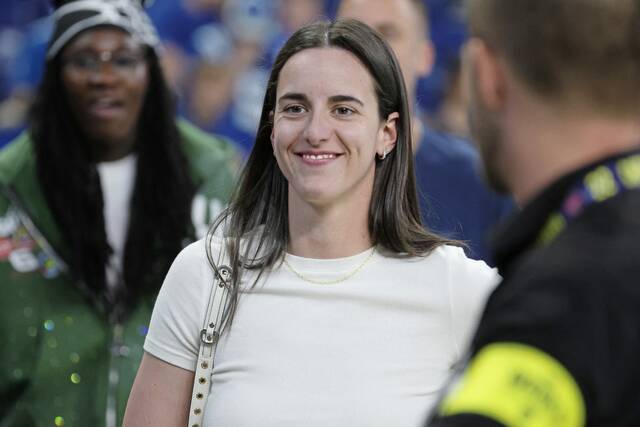 8959848_web1_gtr-Clark-101725