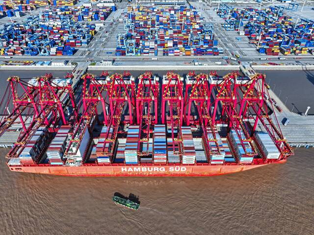 8961750_web1_ptr-ChinaTariffs-101825