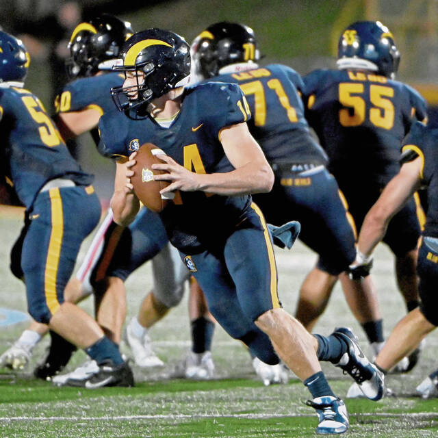 Mt. Lebanon keeps playoff hopes alive, eliminates Hempfield from race